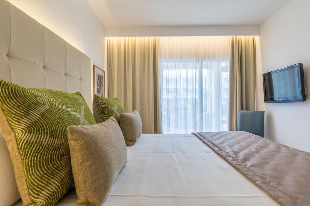Aparthotel Zafiro Bahia