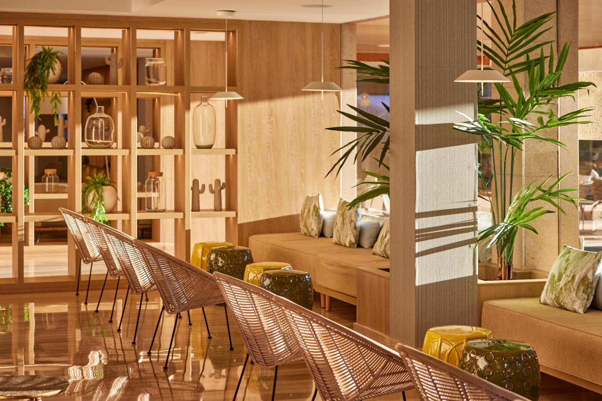 Zafiro Bahia 4* Playa de Muro (Mallorca)
