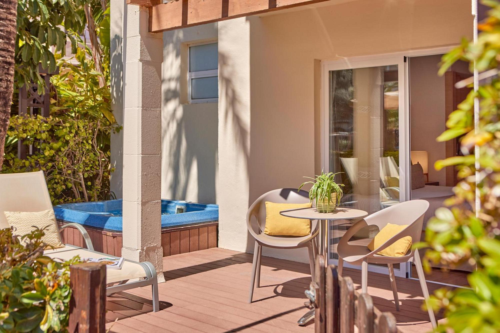 Zafiro Bahia Aparthotel Playa de Muro (Mallorca)
