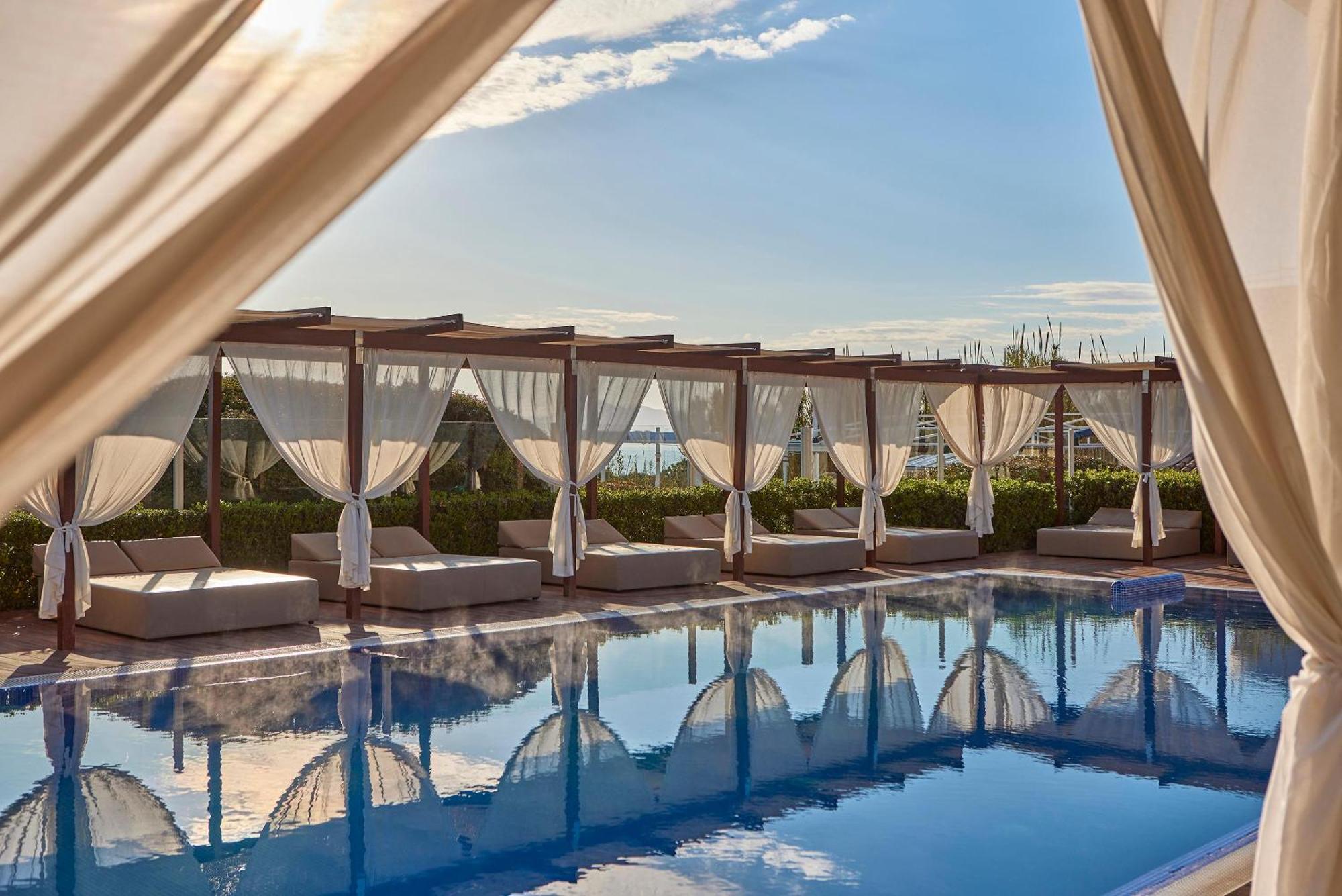 Aparthotel Zafiro Bahia